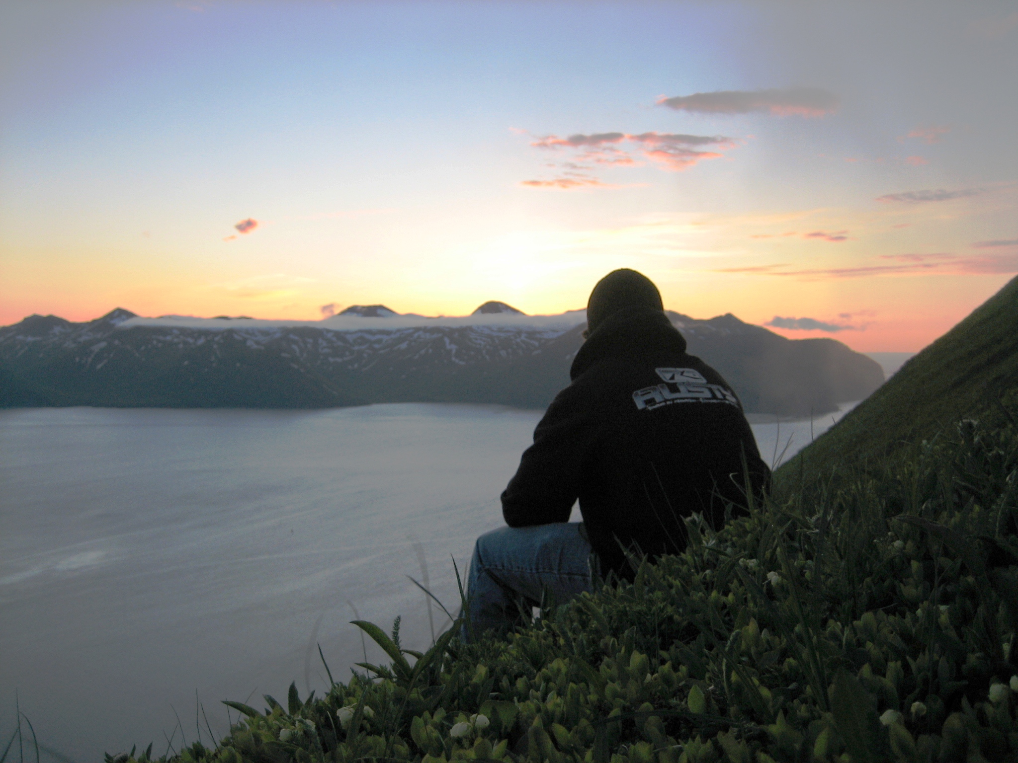 Sunset hiker (photo by A. Pearn)