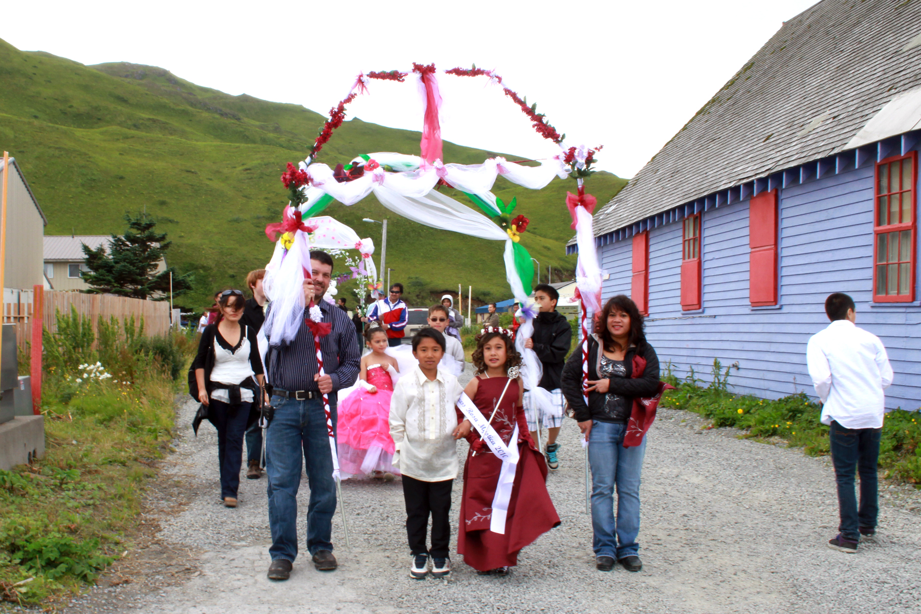 Santa Cruzan Festival Parade (Photo by Pipa Escalante)